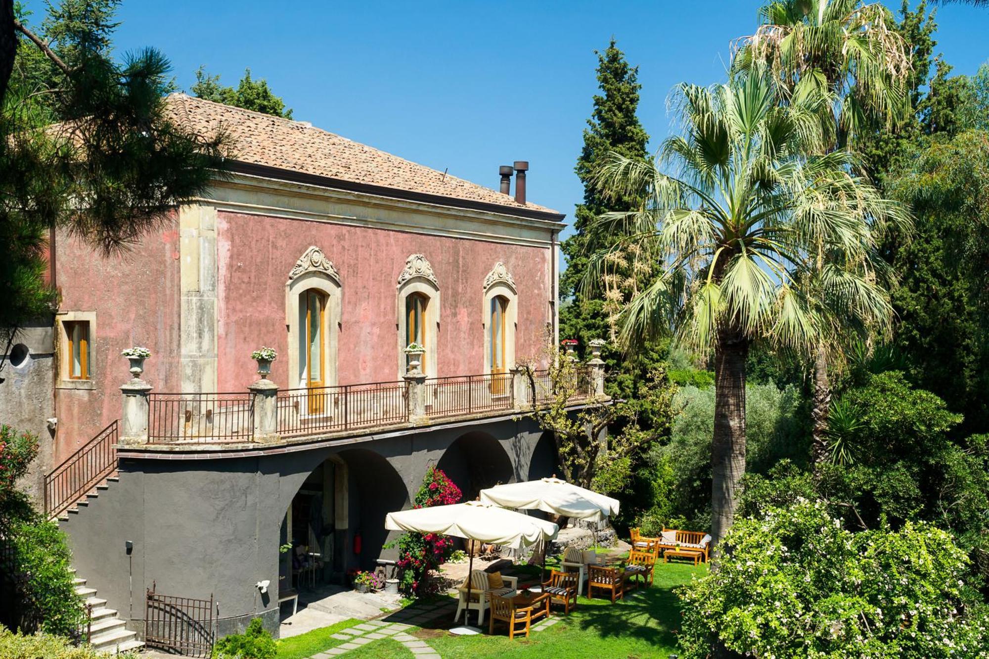 ホテル Monaci Delle Terre Nere ザッフェラーナ・エトネーア エクステリア 写真